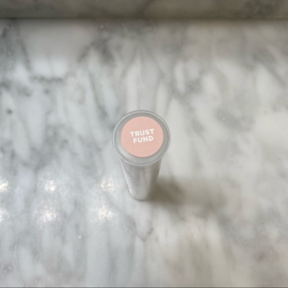 Milk Makeup Shadow Liner in Trust Fund - Picture 4 of 5